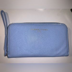 Adrienne Vittadini wallet